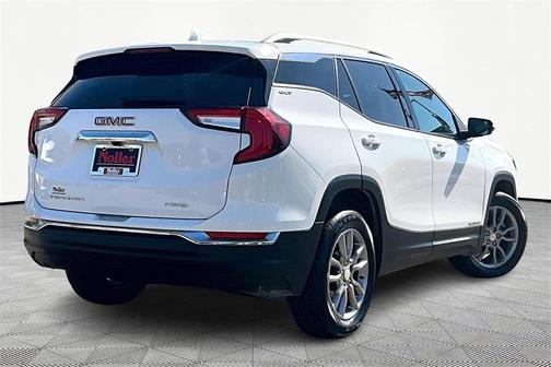 2022 GMC Terrain SLT