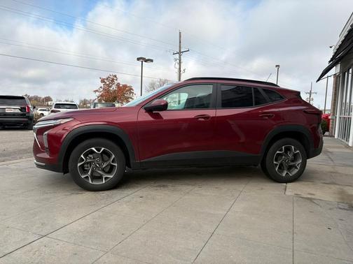 2024 Chevrolet Trax LT