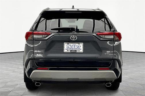 2025 Toyota RAV4 Hybrid SE