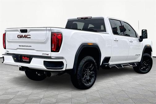 2023 GMC Sierra 2500 AT4