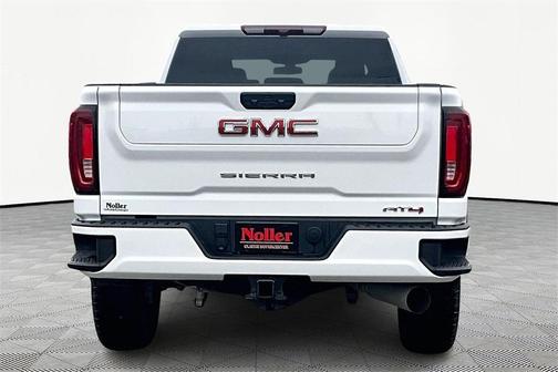 2023 GMC Sierra 2500 AT4