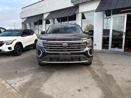 2025 Volkswagen Atlas 2.0T SE