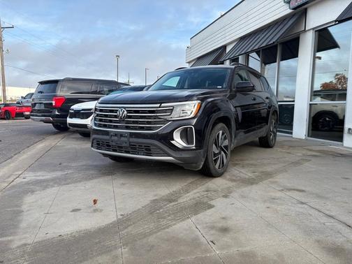 2025 Volkswagen Atlas 2.0T SE