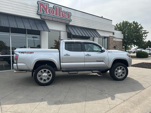 2023 Toyota Tacoma TRD Sport