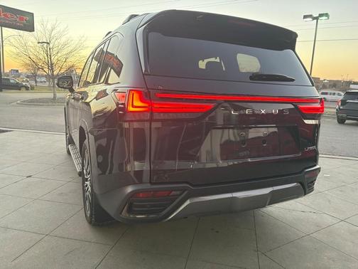 2024 Lexus LX 600 Luxury