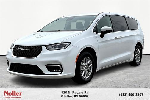 2023 Chrysler Pacifica Touring-L