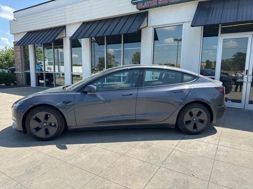 2023 Tesla Model 3 Base