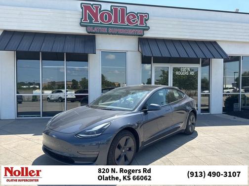 2023 Tesla Model 3 Base
