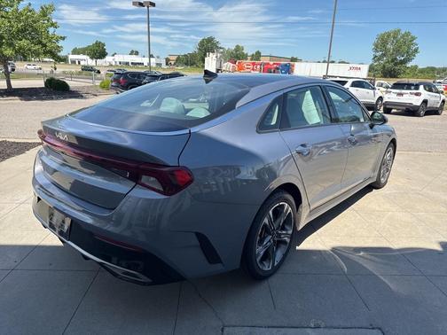 2023 Kia K5 EX