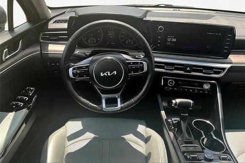 2023 Kia K5 EX