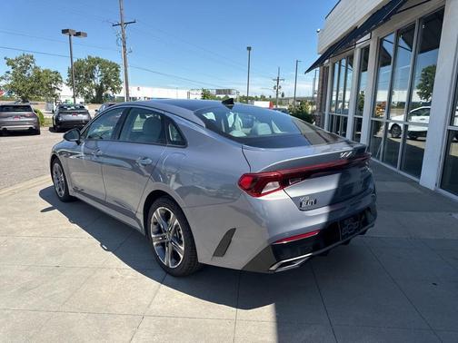 2023 Kia K5 EX