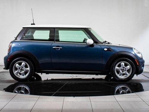 2010 MINI Cooper Base