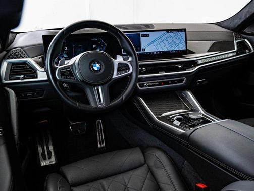 Carbon Black Metallic 2024 BMW X6 M60i