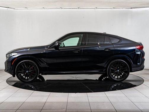 2024 BMW X6 M60i
