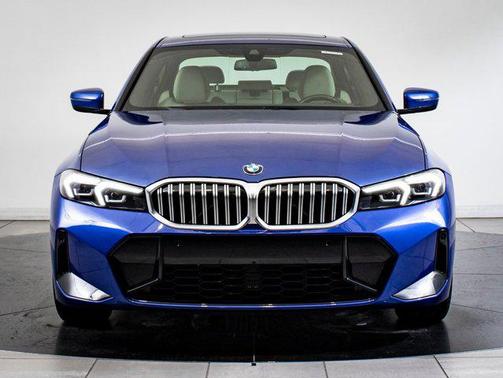 2023 BMW 330 xDrive
