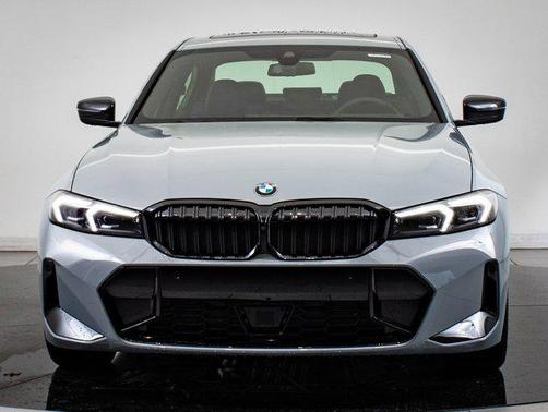 2025 BMW 330 i xDrive