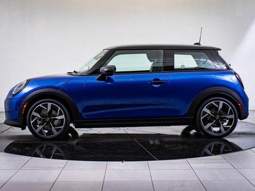2025 MINI Hardtop Cooper