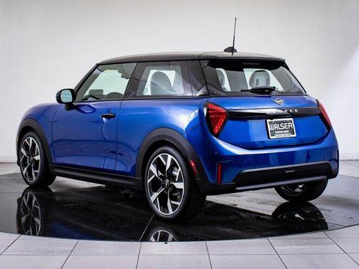 2025 MINI Hardtop Cooper
