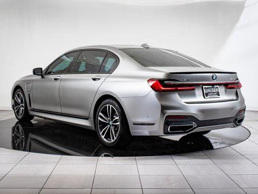 2021 BMW 745e xDrive
