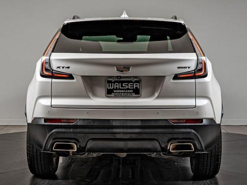 Crystal White Tricoat 2021 Cadillac XT4 Sport