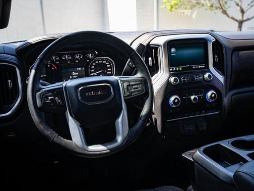 2022 GMC Sierra 1500 SLE