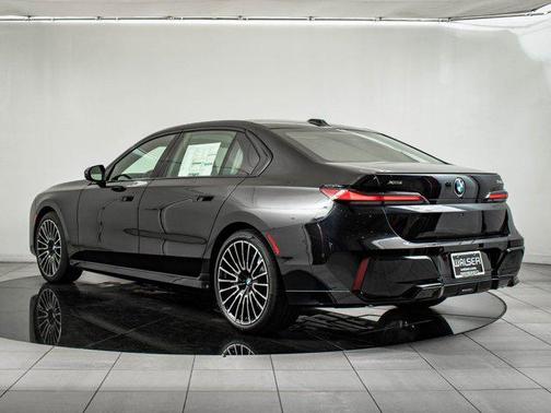 2026 BMW 740 xDrive