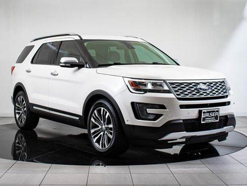 2017 Ford Explorer Platinum