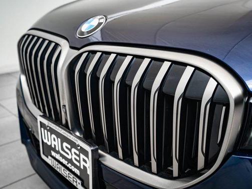 2022 BMW M760 xDrive