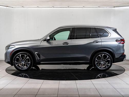 Skyscraper Grey Metallic 2024 BMW X5 PHEV xDrive50e