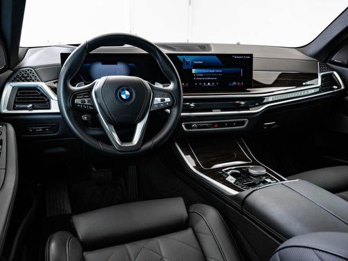 Skyscraper Grey Metallic 2024 BMW X5 PHEV xDrive50e