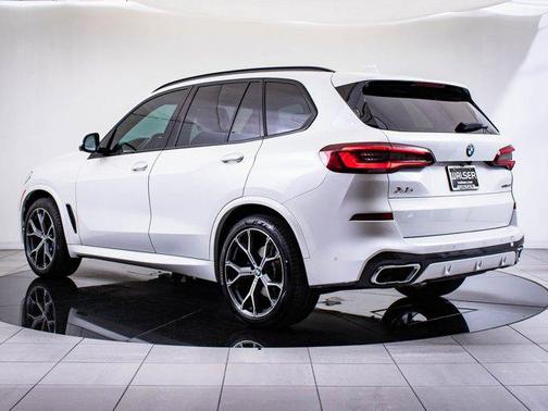 2022 BMW X5 sDrive40i