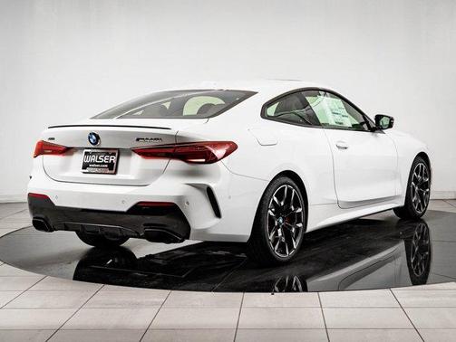2026 BMW M440 i xDrive