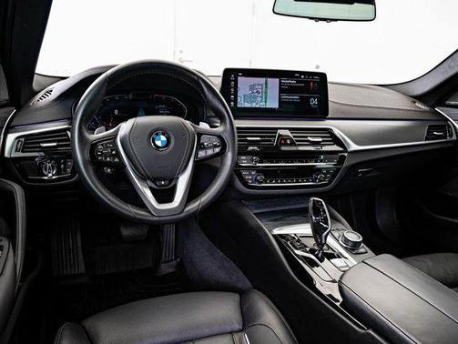 2022 BMW 530 i xDrive