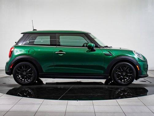 2023 MINI Hardtop Cooper