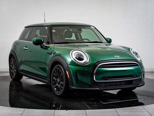 2023 MINI Hardtop Cooper
