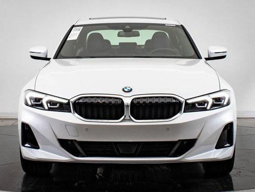 2025 BMW 330 i xDrive