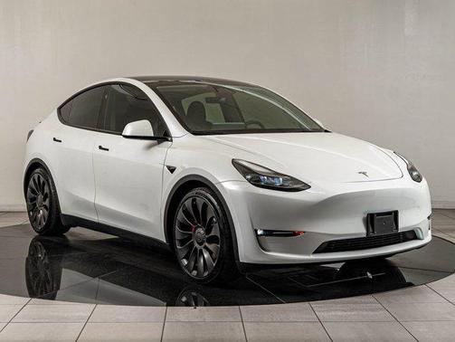 2023 Tesla Model Y Performance Dual Motor All-Wheel Drive