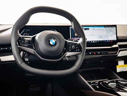2024 BMW 530 i xDrive