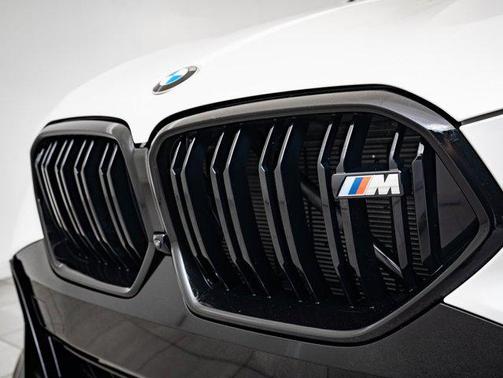 2025 BMW X6 M60i