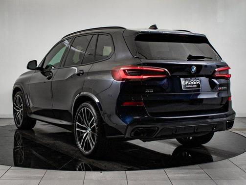 2022 BMW X5 M50i