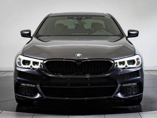 2019 BMW 540 540i