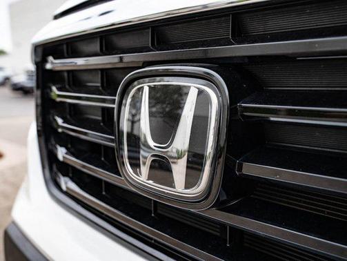Platinum White Pearl 2023 Honda Ridgeline RTL-E