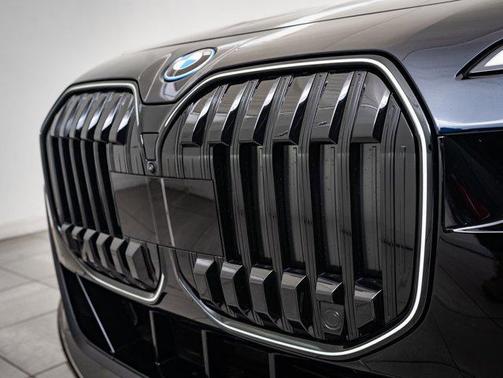 2025 BMW i7 xDrive60