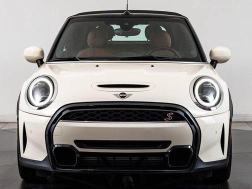Pepper White 2022 MINI Convertible Cooper S