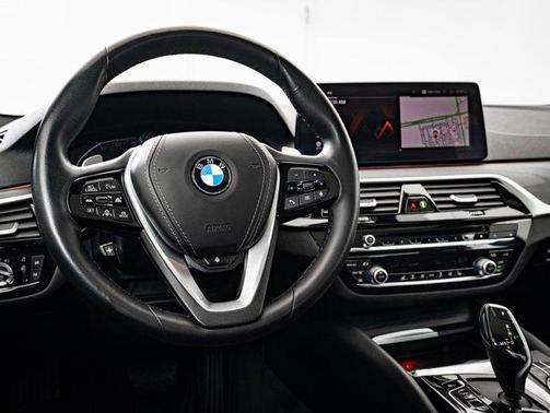 2023 BMW 530 i xDrive