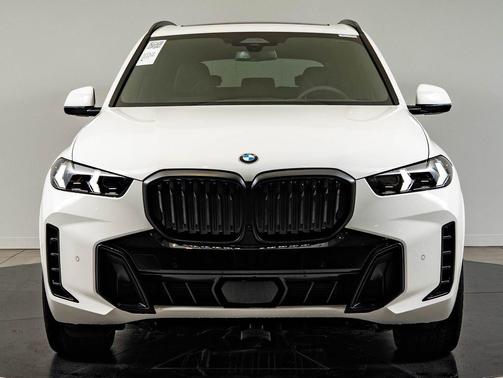 Alpine White 2026 BMW X5 xDrive40i
