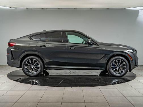 Dravit Grey Metallic 2027 BMW X6 xDrive40i