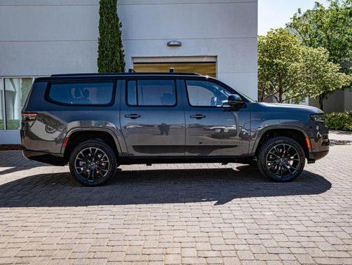 Baltic Gray Metallic Clearcoat 2023 Jeep Grand Wagoneer L Series III Obsidian 4x4