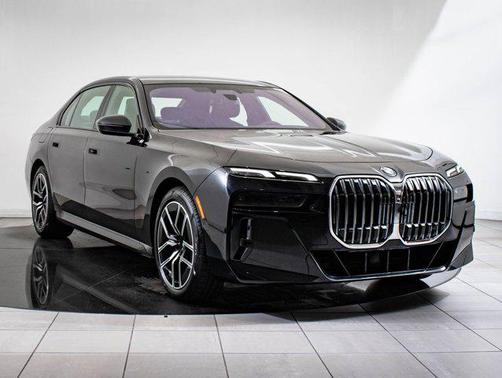 2023 BMW 760 i xDrive