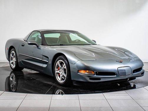 2004 Chevrolet Corvette Base